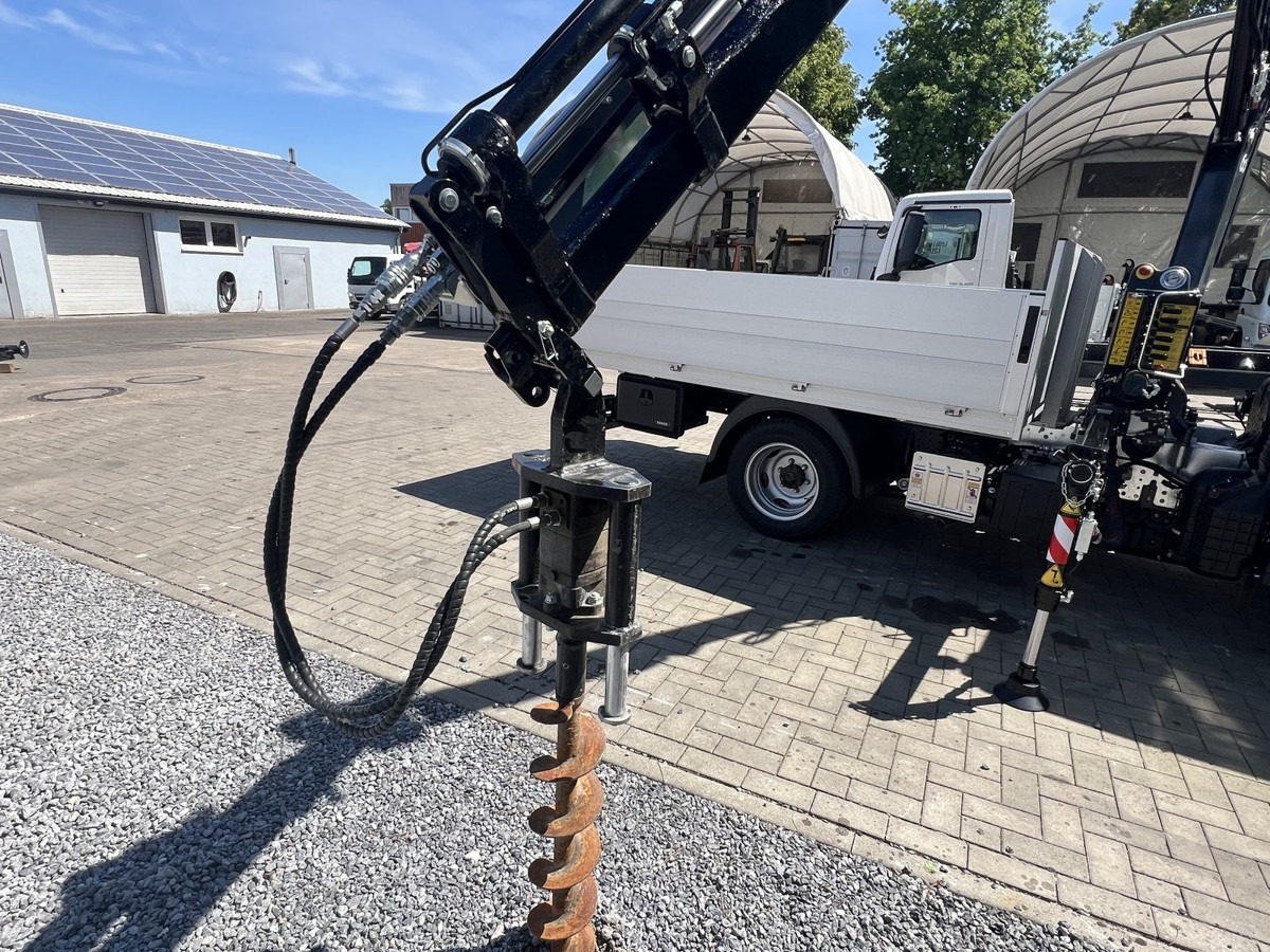 FUSO 3S15 Alu Pritsche 2.80m Ladekran Bohrgerät - Fourgon plateau: photos 3 FUSO 3S15 Alu Pritsche 2.80m Ladekran Bohrgerät - Fourgon plateau: photos 3