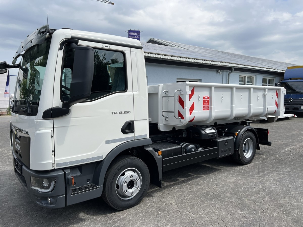 MAN TGL 12.250 BL NEU City Abrollkipper PowerMatic - Camion ampliroll: photos 3 MAN TGL 12.250 BL NEU City Abrollkipper PowerMatic - Camion ampliroll: photos 3