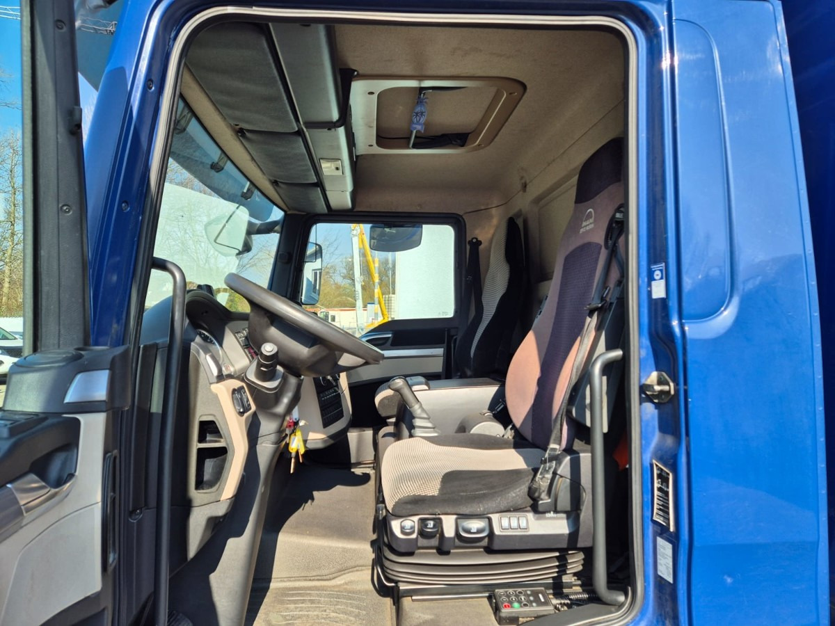 MAN TGL 8.220 BL Autotransporter Euro 6 AHK - Camion porte-voitures, Véhicule utilitaire: photos 2 MAN TGL 8.220 BL Autotransporter Euro 6 AHK - Camion porte-voitures, Véhicule utilitaire: photos 2
