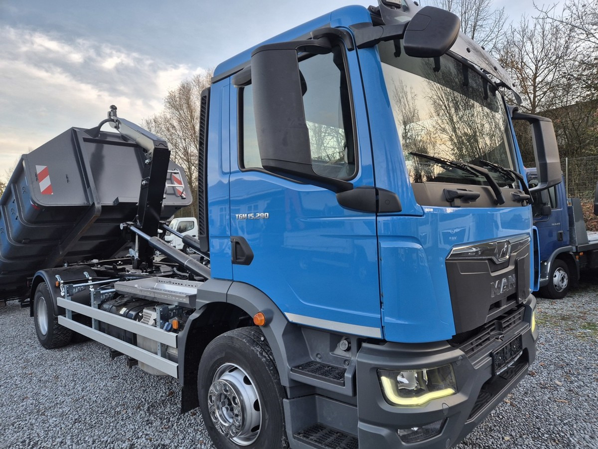MAN TGM 15.290 BL Tipmatic Abrollkipper Mod.2021 - Camion ampliroll: photos 2 MAN TGM 15.290 BL Tipmatic Abrollkipper Mod.2021 - Camion ampliroll: photos 2