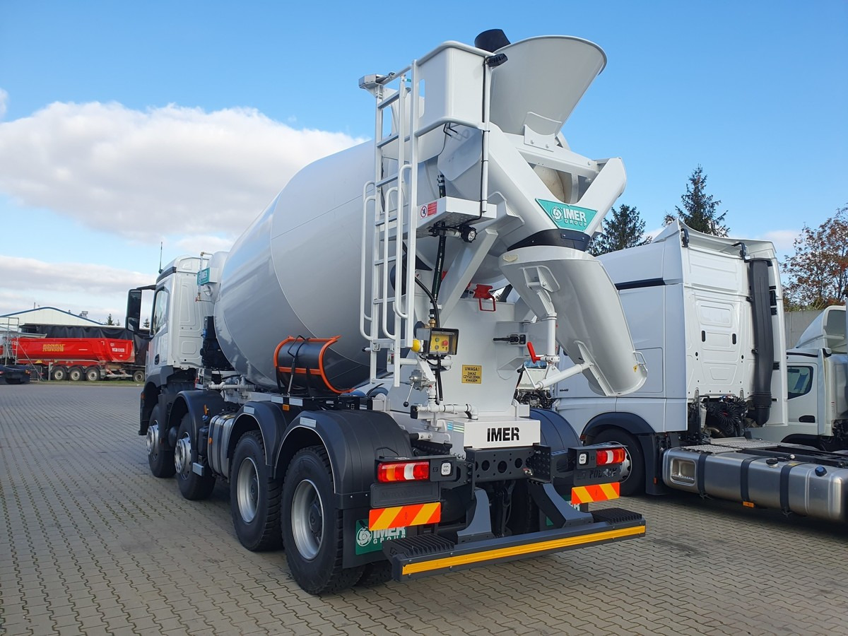 MERCEDES-BENZ Arocs 3740 8x4 Betonmischer IMER ORU LT105 H 10m - Camion malaxeur: photos 4 MERCEDES-BENZ Arocs 3740 8x4 Betonmischer IMER ORU LT105 H 10m - Camion malaxeur: photos 4