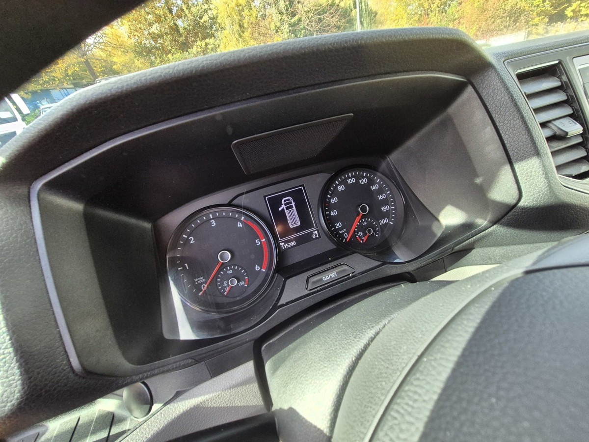 VW Crafter 35 Maxi L4H3 1Hand PDC - Fourgon utilitaire: photos 5 VW Crafter 35 Maxi L4H3 1Hand PDC - Fourgon utilitaire: photos 5