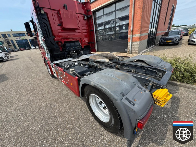 MAN TGX 18 540 XLX - 3900 WB - FULL SPOILER - Tracteur routier: photos 2 MAN TGX 18 540 XLX - 3900 WB - FULL SPOILER - Tracteur routier: photos 2