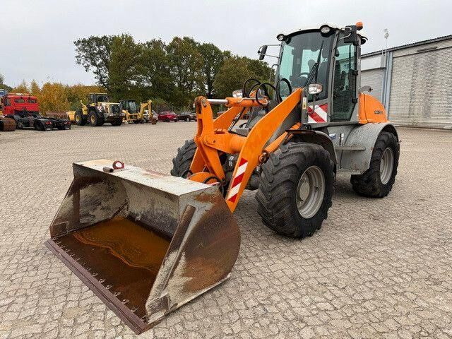 Atlas AR550, Hydr. S.W.S., Schaufel + Palettengabel - Chargeuse sur pneus: photos 2 Atlas AR550, Hydr. S.W.S., Schaufel + Palettengabel - Chargeuse sur pneus: photos 2