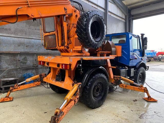 Unimog U 1450 4x4, Zug & Bergwinde, Kran, Greifer, AH - Engins de chantier: photos 2 Unimog U 1450 4x4, Zug & Bergwinde, Kran, Greifer, AH - Engins de chantier: photos 2