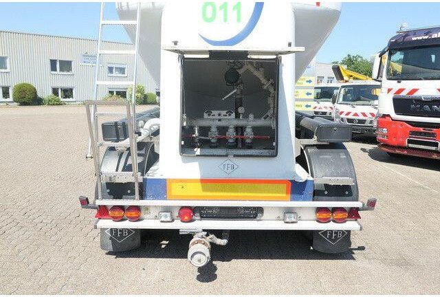 Feldbinder EUT 37.5, 1 Kammer, 37m³, SAF, Luft-Lift - Semi-remorque citerne: photos 5 Feldbinder EUT 37.5, 1 Kammer, 37m³, SAF, Luft-Lift - Semi-remorque citerne: photos 5