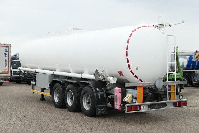 Kässbohrer STH 34/10-24/Tank 34.000 ltr./Unterbefüll./Pumpe - Semi-remorque citerne: photos 3 Kässbohrer STH 34/10-24/Tank 34.000 ltr./Unterbefüll./Pumpe - Semi-remorque citerne: photos 3