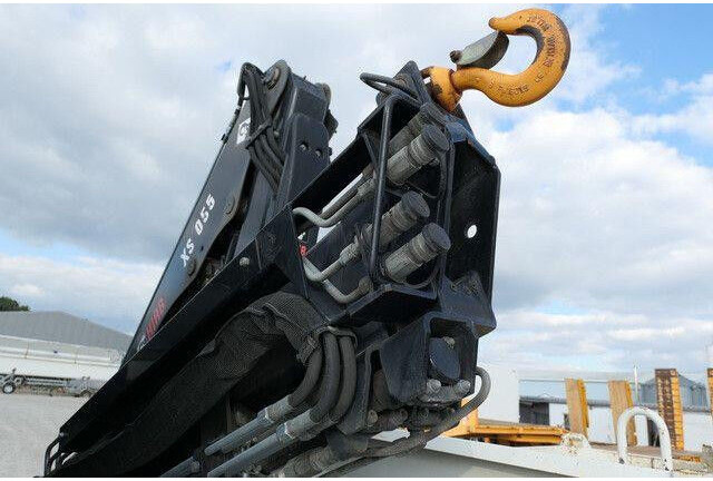 MAN 8.220 TGL BB, Hiab 055 BS-2, Greifer, AHK, Funk - Camion benne: photos 4 MAN 8.220 TGL BB, Hiab 055 BS-2, Greifer, AHK, Funk - Camion benne: photos 4