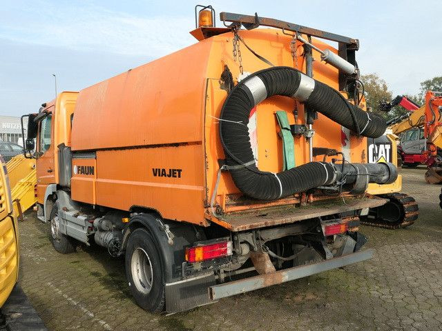 Mercedes-Benz 1018 Atego 4x2, Faun VIAJET 5R, Klima, 73tkm - Balayeuse de voirie: photos 5 Mercedes-Benz 1018 Atego 4x2, Faun VIAJET 5R, Klima, 73tkm - Balayeuse de voirie: photos 5