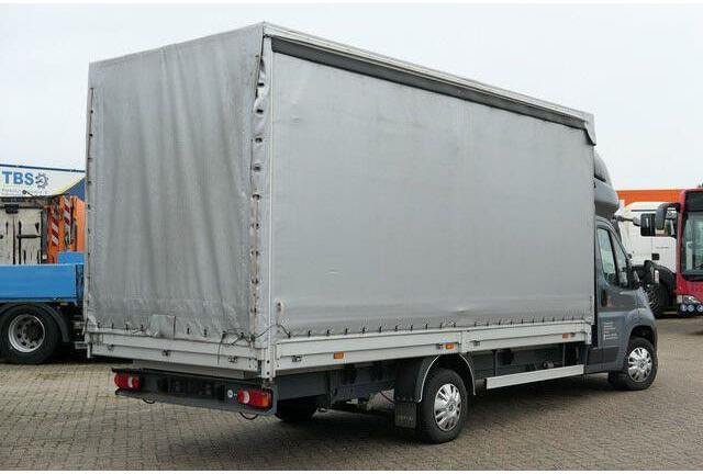 Peugeot Boxer 4x2, Schlafliege, Klima, Motorschaden - Utilitaire plateau baché: photos 4 Peugeot Boxer 4x2, Schlafliege, Klima, Motorschaden - Utilitaire plateau baché: photos 4