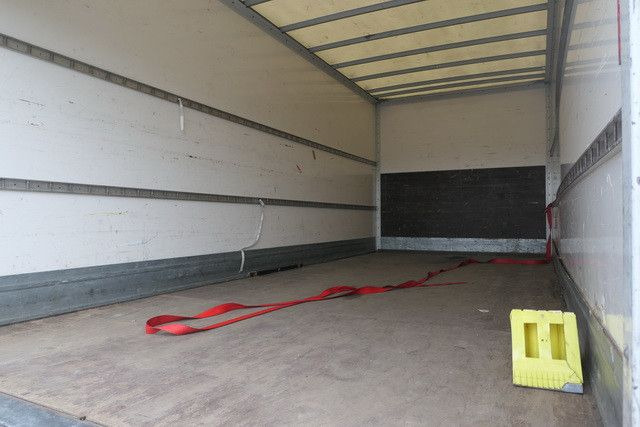 Renault Midlum 220 4x2, LBW, AHK, 6.100mm lang, Klima - Fourgon grand volume: photos 4 Renault Midlum 220 4x2, LBW, AHK, 6.100mm lang, Klima - Fourgon grand volume: photos 4