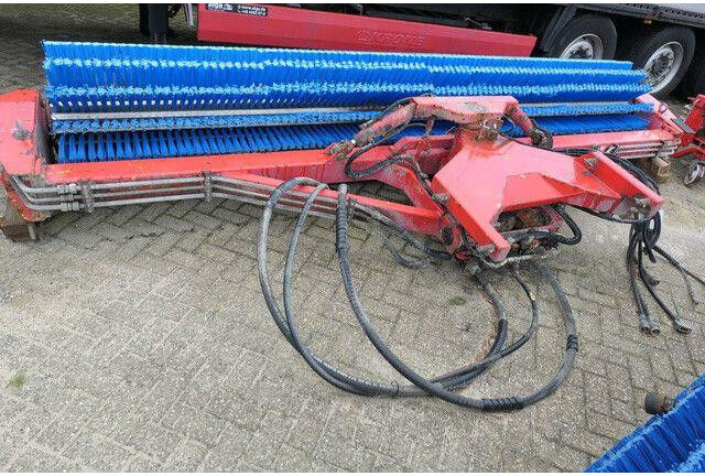 Schmidt CJS 914 Super Walzenbürste, Kehrbesen, 4.2mtr. - Brosse: photos 5 Schmidt CJS 914 Super Walzenbürste, Kehrbesen, 4.2mtr. - Brosse: photos 5