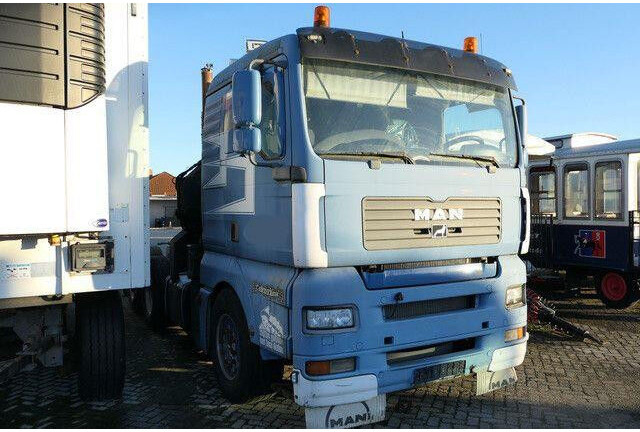 MAN 26.413/26.460 TGA 6x2, Kran Effer 335 5S, Klima - Tracteur routier: photos 2 MAN 26.413/26.460 TGA 6x2, Kran Effer 335 5S, Klima - Tracteur routier: photos 2