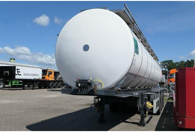 ZORZI 38 S ET, Isoliert, 32m³, 4 Kammern, BPW - Semi-remorque citerne: photos 4 ZORZI 38 S ET, Isoliert, 32m³, 4 Kammern, BPW - Semi-remorque citerne: photos 4