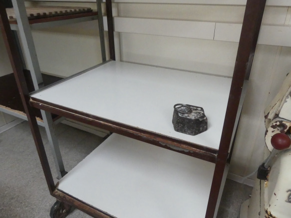 2 Chariots à roulettes 3 niveaux - Matériel de boulangerie: photos 4 2 Chariots à roulettes 3 niveaux - Matériel de boulangerie: photos 4