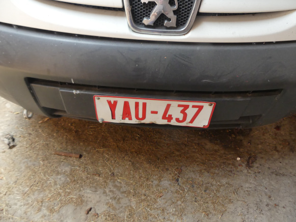 REF:Immatriculé sous : YAU-437 - Voiture Peugeot Partner - Autre matériel: photos 3 REF:Immatriculé sous : YAU-437 - Voiture Peugeot Partner - Autre matériel: photos 3