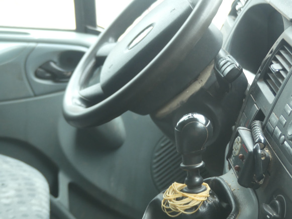 Autre matériel REF:immatriculée sous : 1-BRU-301 - Camionnette Ford Transit: photos 14