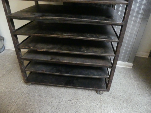 Chariot de four avec platine 60x40 cm (4 bords) - Matériel de boulangerie: photos 5 Chariot de four avec platine 60x40 cm (4 bords) - Matériel de boulangerie: photos 5