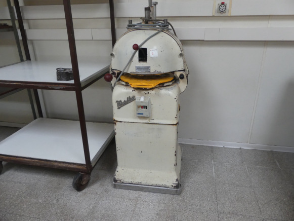 Diviseuse bouleuse Matchless - Matériel de boulangerie: photos 1 Diviseuse bouleuse Matchless - Matériel de boulangerie: photos 1