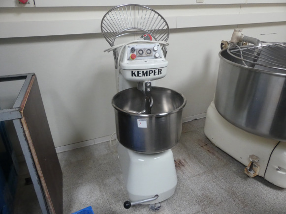 Pétrin à spirale Kemper - Matériel de boulangerie: photos 1 Pétrin à spirale Kemper - Matériel de boulangerie: photos 1
