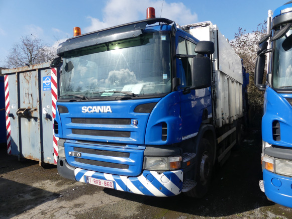REF:1247 - Camion poubelle Scania P360 (2011 - 211.813 km) - Benne à ordures ménagères: photos 1 REF:1247 - Camion poubelle Scania P360 (2011 - 211.813 km) - Benne à ordures ménagères: photos 1