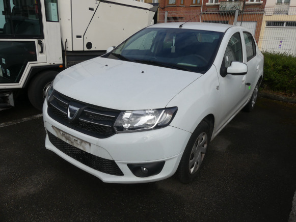 REF:20513 - Voiture Dacia Logan Berline (2013-97.655 km) - Berline: photos 1 REF:20513 - Voiture Dacia Logan Berline (2013-97.655 km) - Berline: photos 1