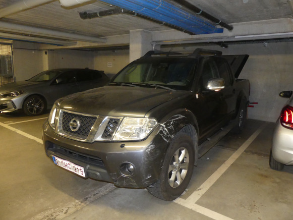 Voiture Nissan NAVARA 2.5 (2012-237.396 km) - Voiture: photos 1 Voiture Nissan NAVARA 2.5 (2012-237.396 km) - Voiture: photos 1