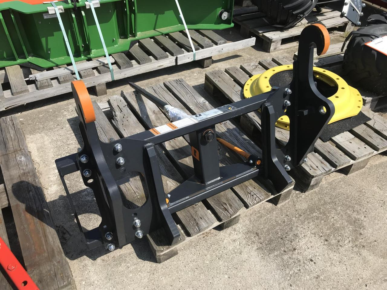 ALÖ Ballenspieß - Chargeur frontal pour tracteur: photos 3 ALÖ Ballenspieß - Chargeur frontal pour tracteur: photos 3