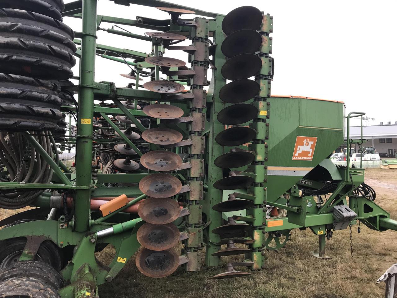 Amazone Cirrus 6001 Special - Semoir: photos 4 Amazone Cirrus 6001 Special - Semoir: photos 4