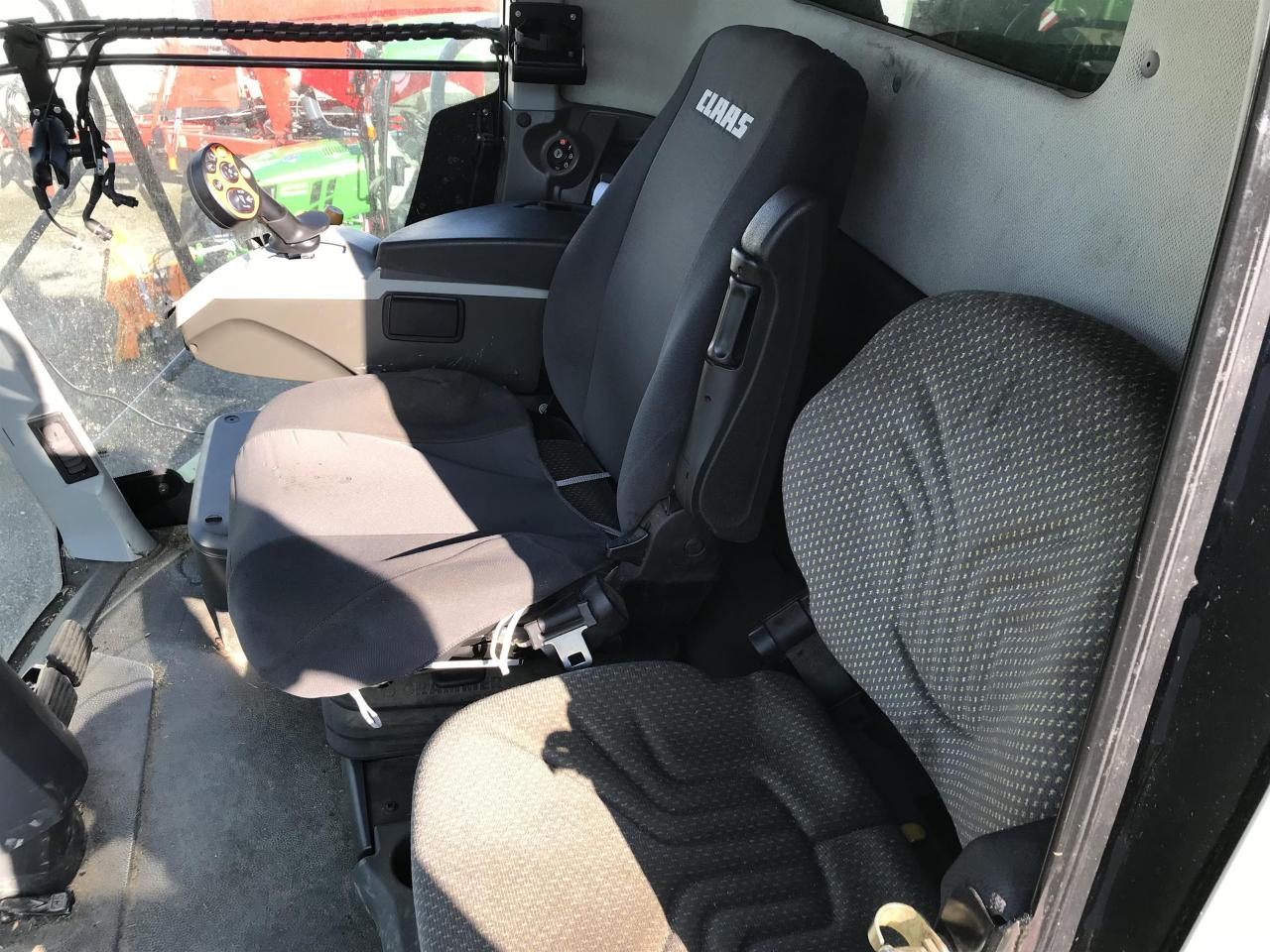 Moissonneuse-batteuse CLAAS Lexion 760 TT: photos 7 Moissonneuse-batteuse CLAAS Lexion 760 TT: photos 7