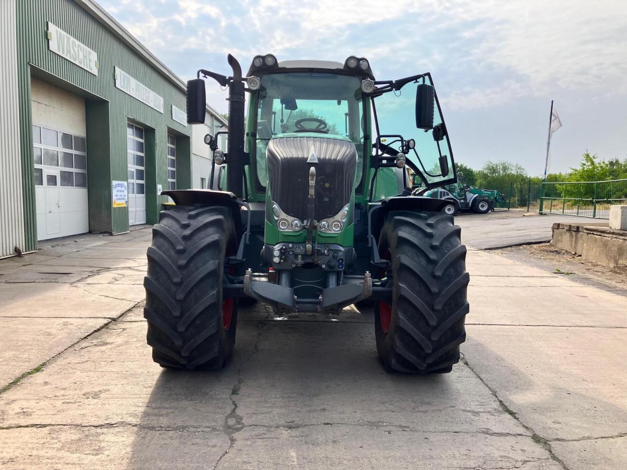Fendt 826 Profi Plus - Tracteur agricole: photos 2 Fendt 826 Profi Plus - Tracteur agricole: photos 2