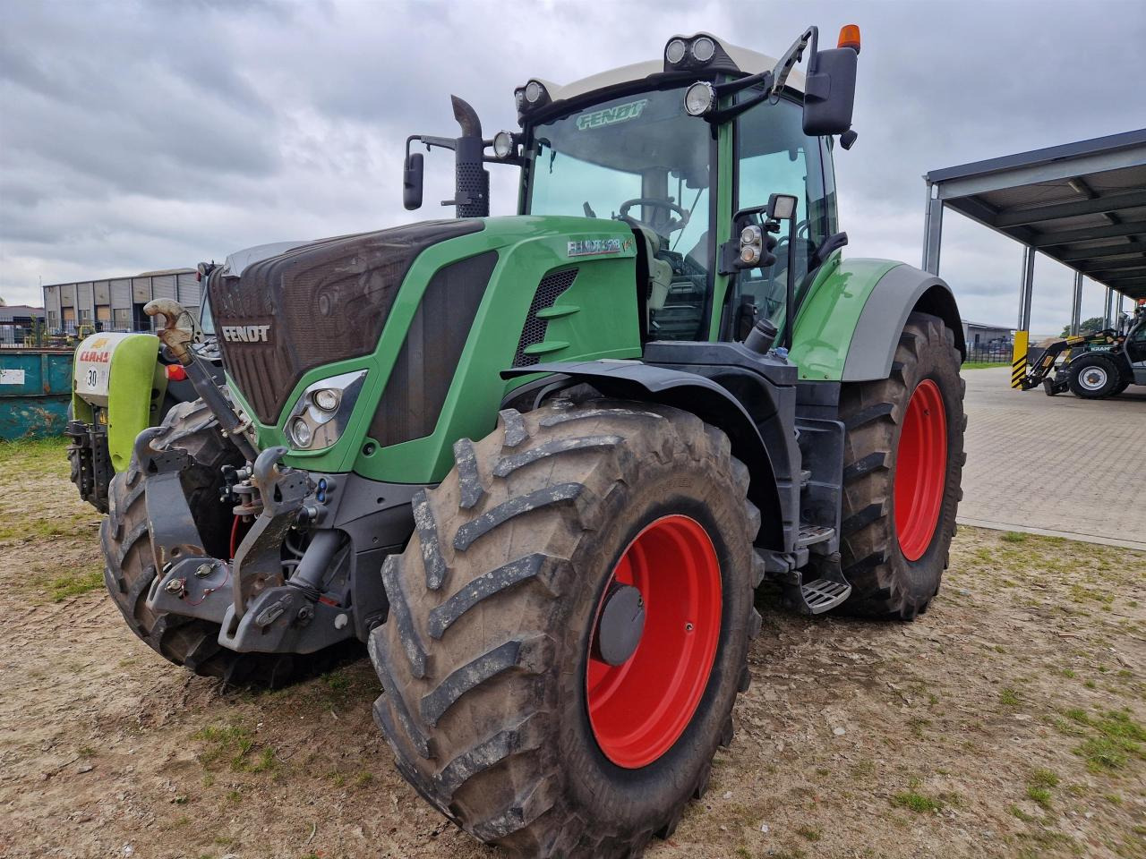 Fendt 828 Vario SCR - Tracteur agricole: photos 1 Fendt 828 Vario SCR - Tracteur agricole: photos 1