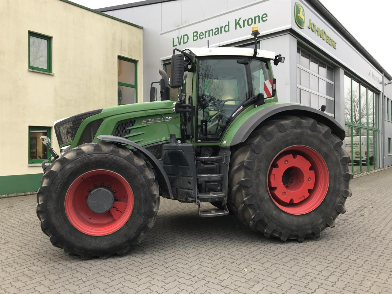 Fendt 933 Profi Plus - Tracteur agricole: photos 1 Fendt 933 Profi Plus - Tracteur agricole: photos 1