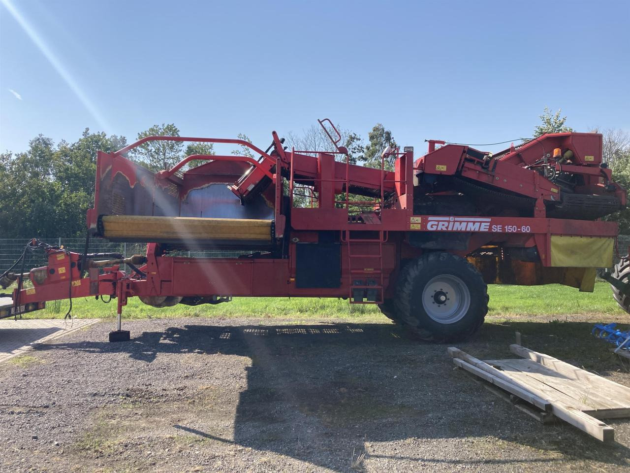 Grimme SE 150-60 - Arracheuse de pommes de terre: photos 2 Grimme SE 150-60 - Arracheuse de pommes de terre: photos 2