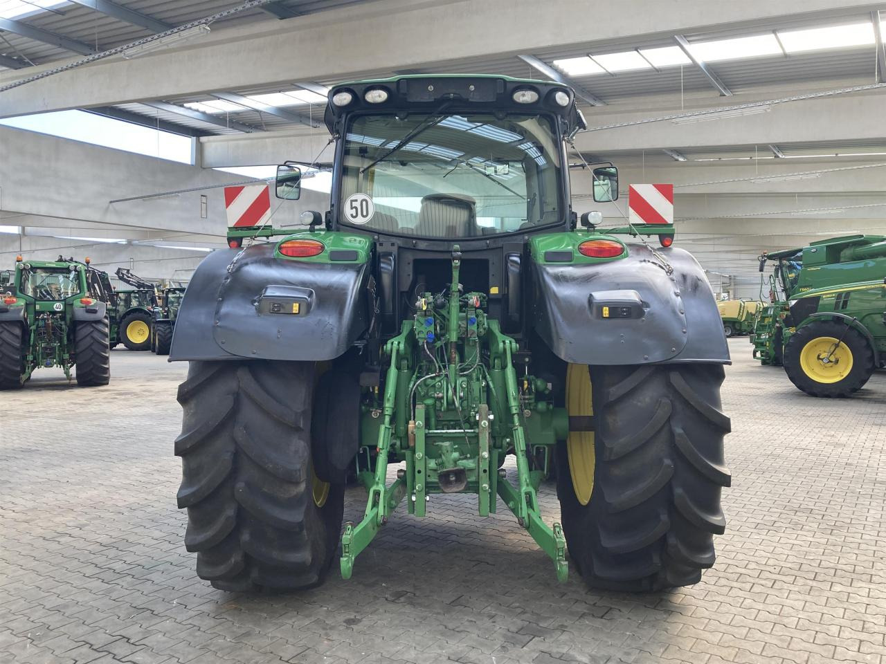 John Deere 6170R - crédit-bail John Deere 6170R: photos 7