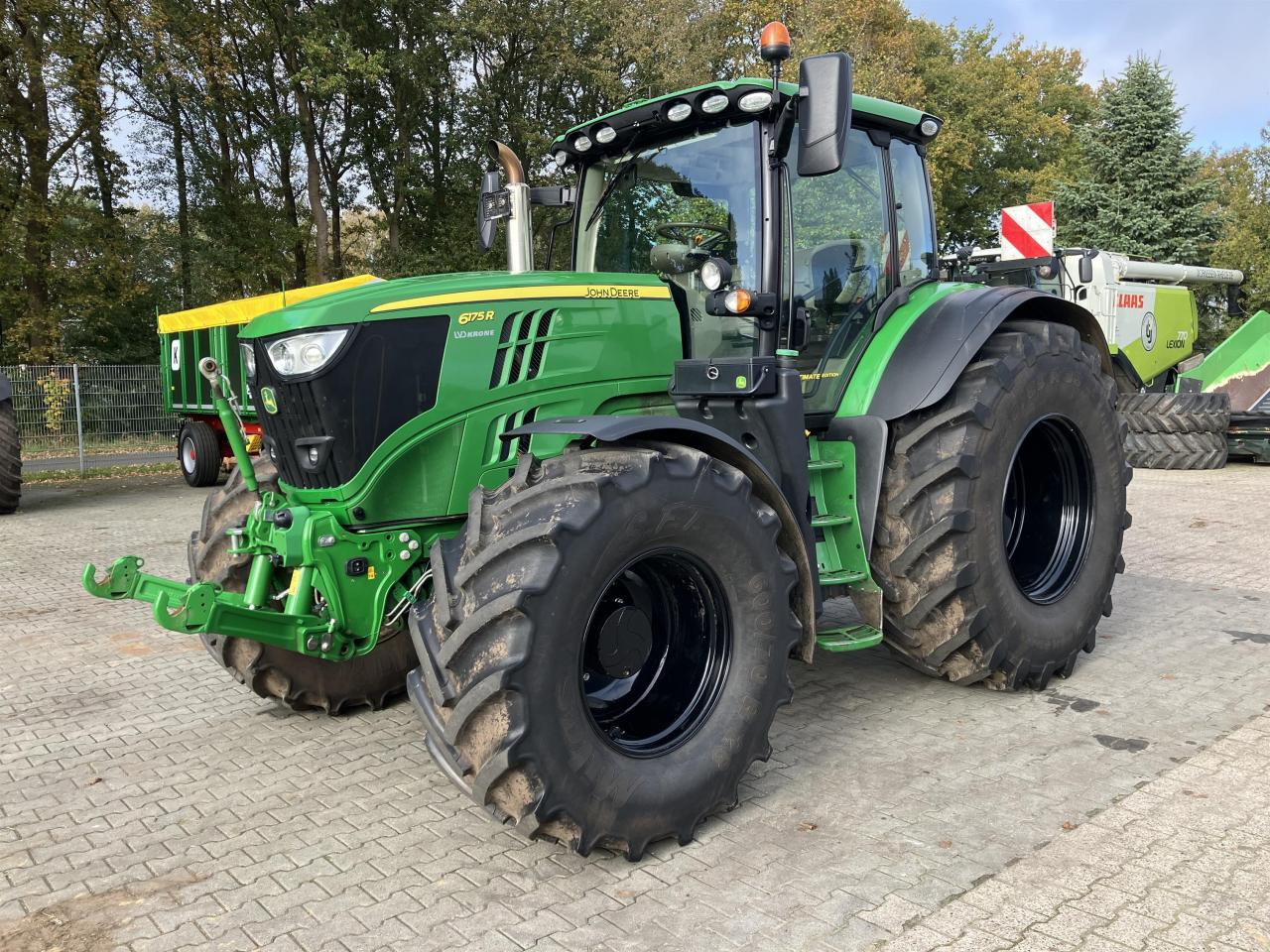 John Deere 6175R - Tracteur agricole: photos 1 John Deere 6175R - Tracteur agricole: photos 1