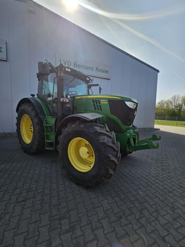 John Deere 6210R - Tracteur agricole: photos 3 John Deere 6210R - Tracteur agricole: photos 3