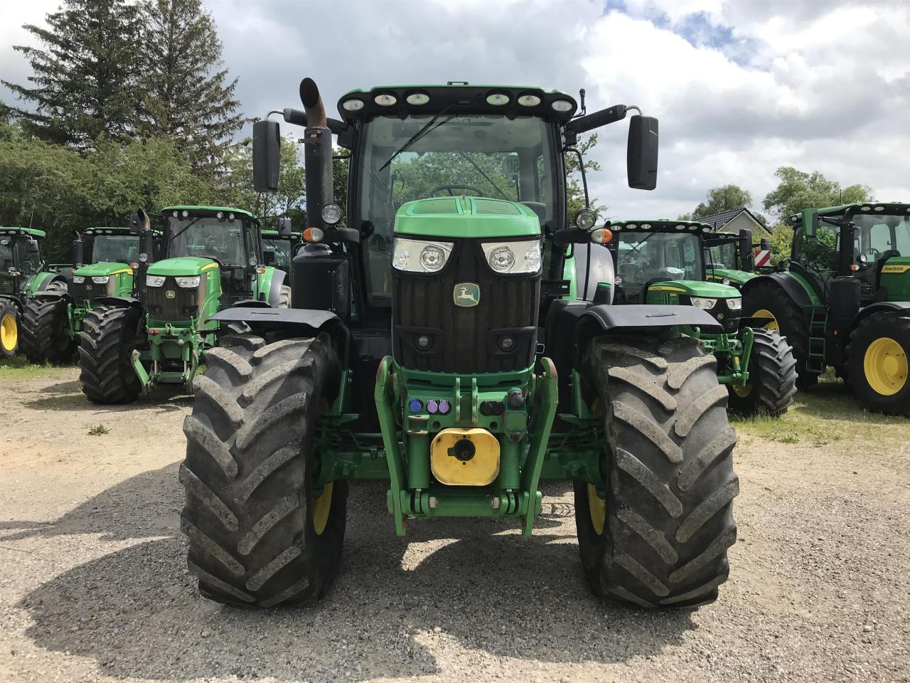 John Deere 6215R - Tracteur agricole: photos 3 John Deere 6215R - Tracteur agricole: photos 3