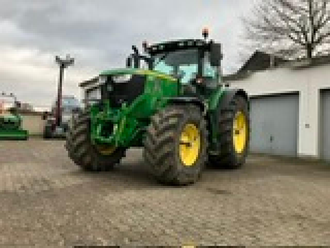 John Deere 6215R - Tracteur agricole: photos 1 John Deere 6215R - Tracteur agricole: photos 1