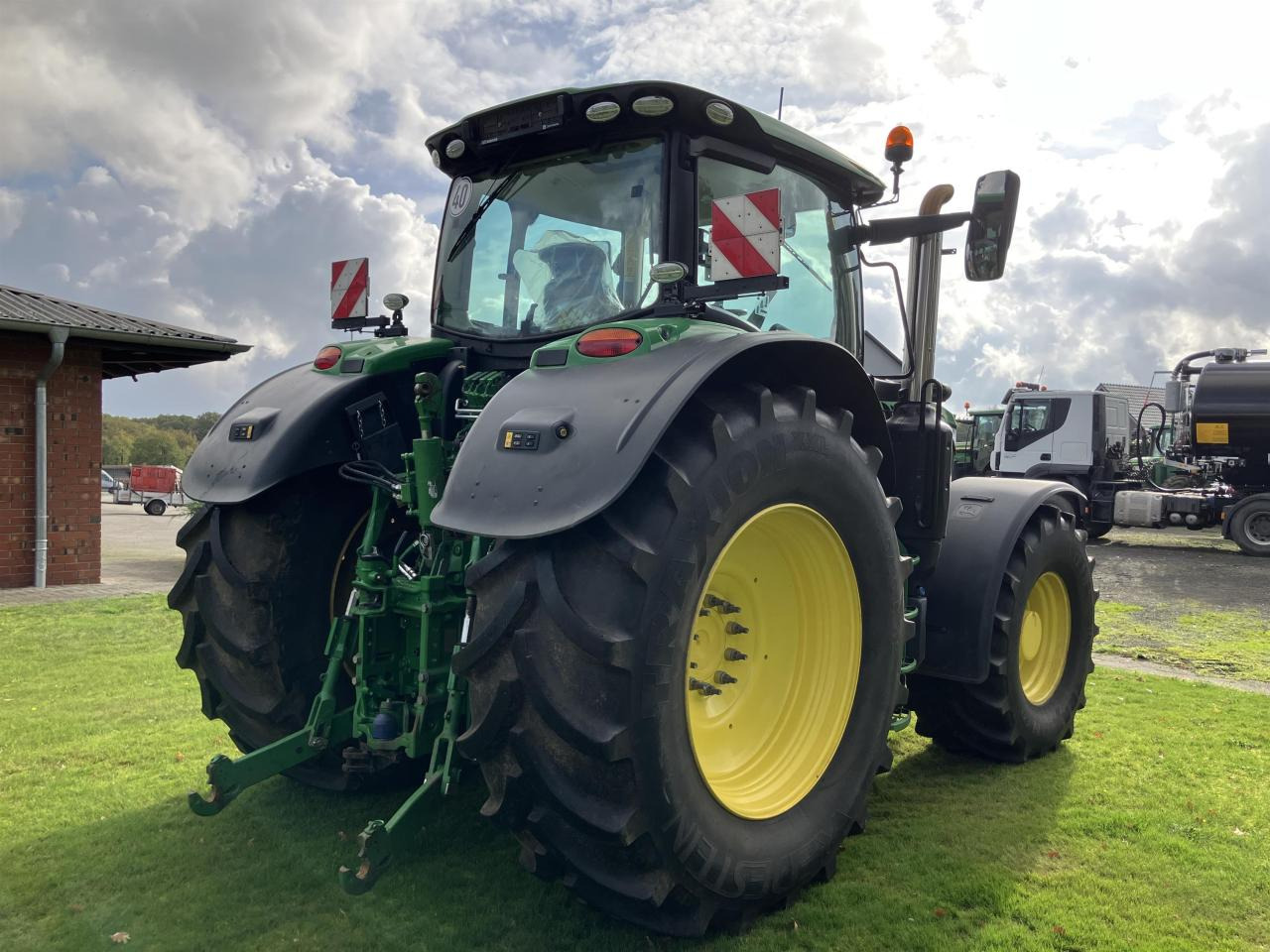 John Deere 6215R - Tracteur agricole: photos 5 John Deere 6215R - Tracteur agricole: photos 5