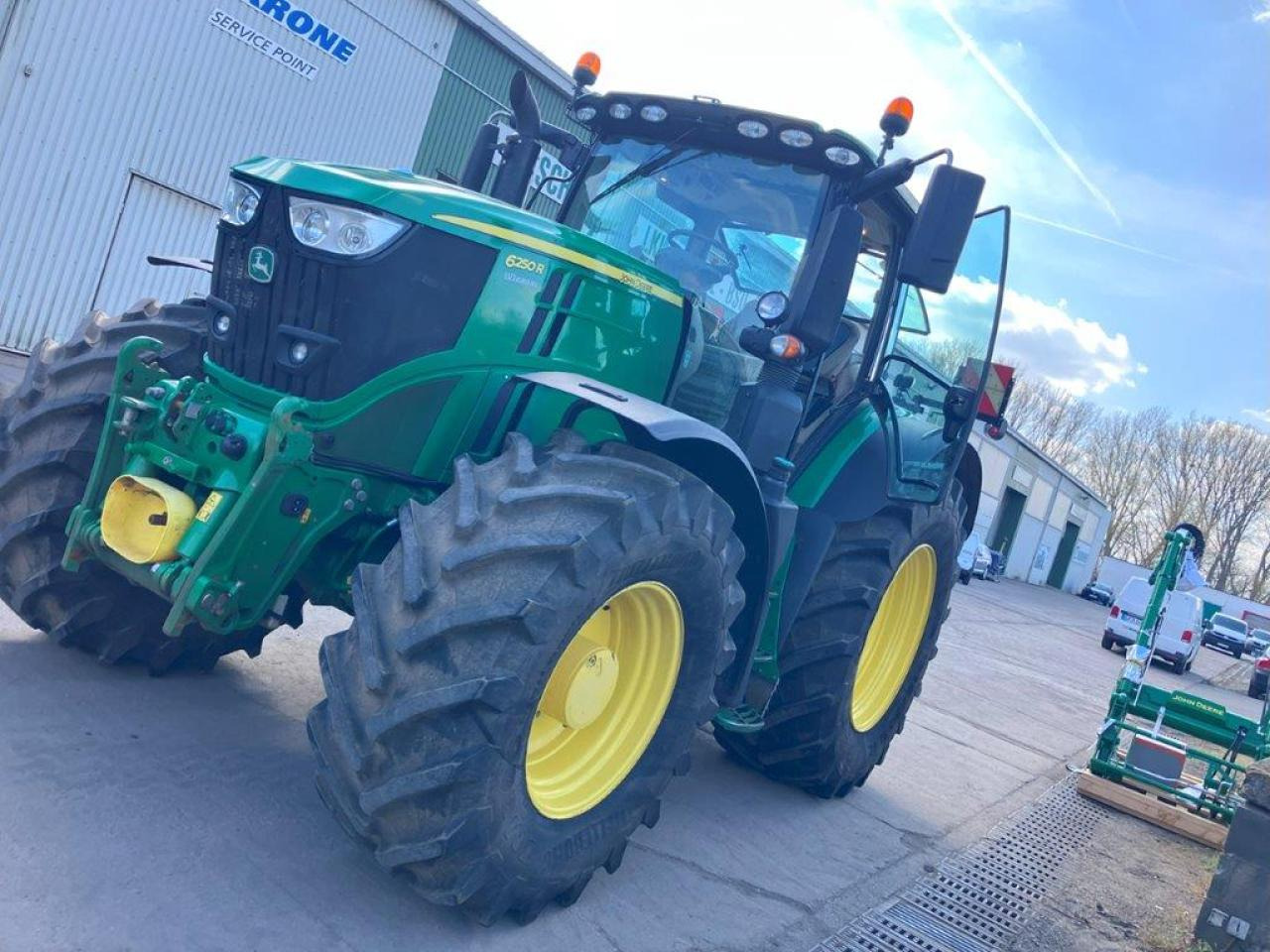 John Deere 6250R - Tracteur agricole: photos 1 John Deere 6250R - Tracteur agricole: photos 1