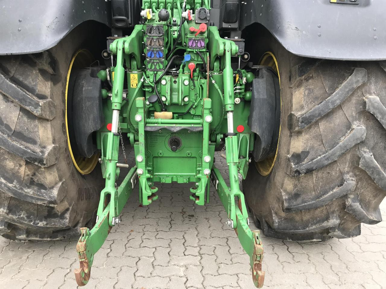 Tracteur agricole John Deere 6250R: photos 6