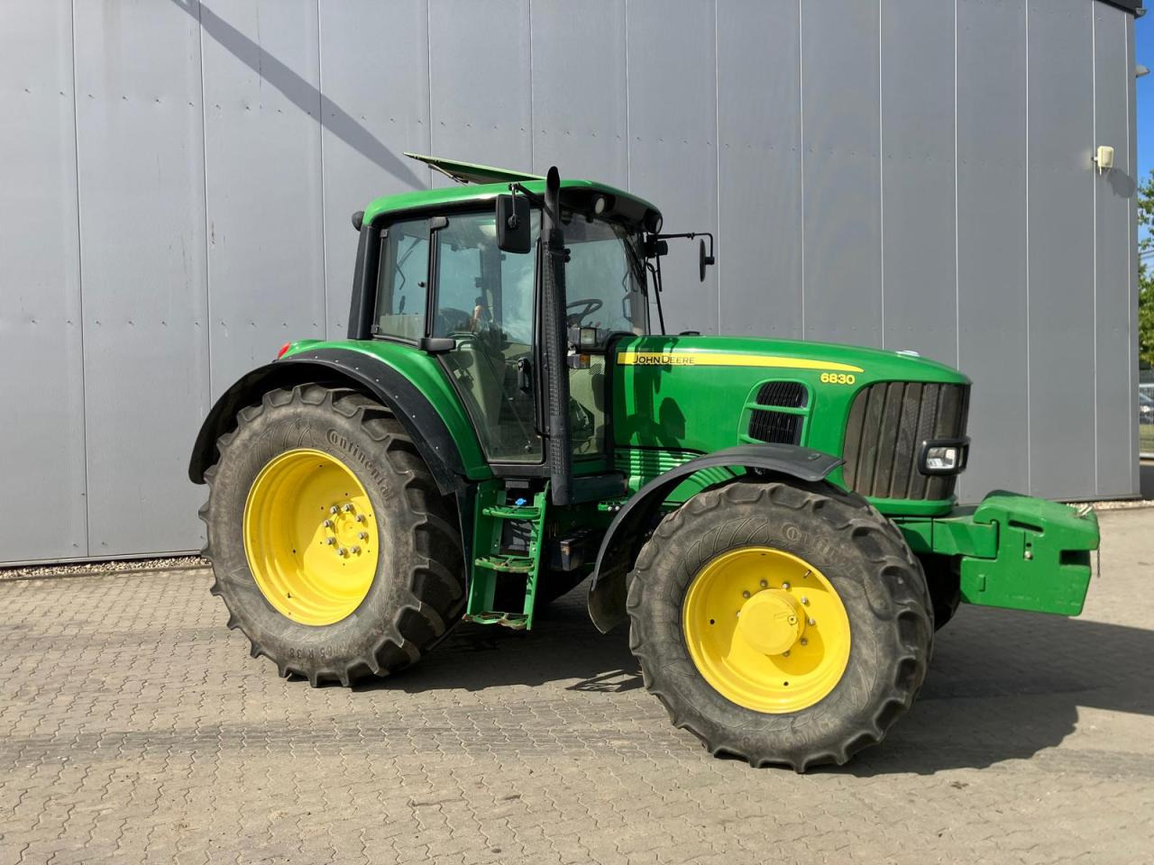 John Deere 6830 - Tracteur agricole: photos 2 John Deere 6830 - Tracteur agricole: photos 2
