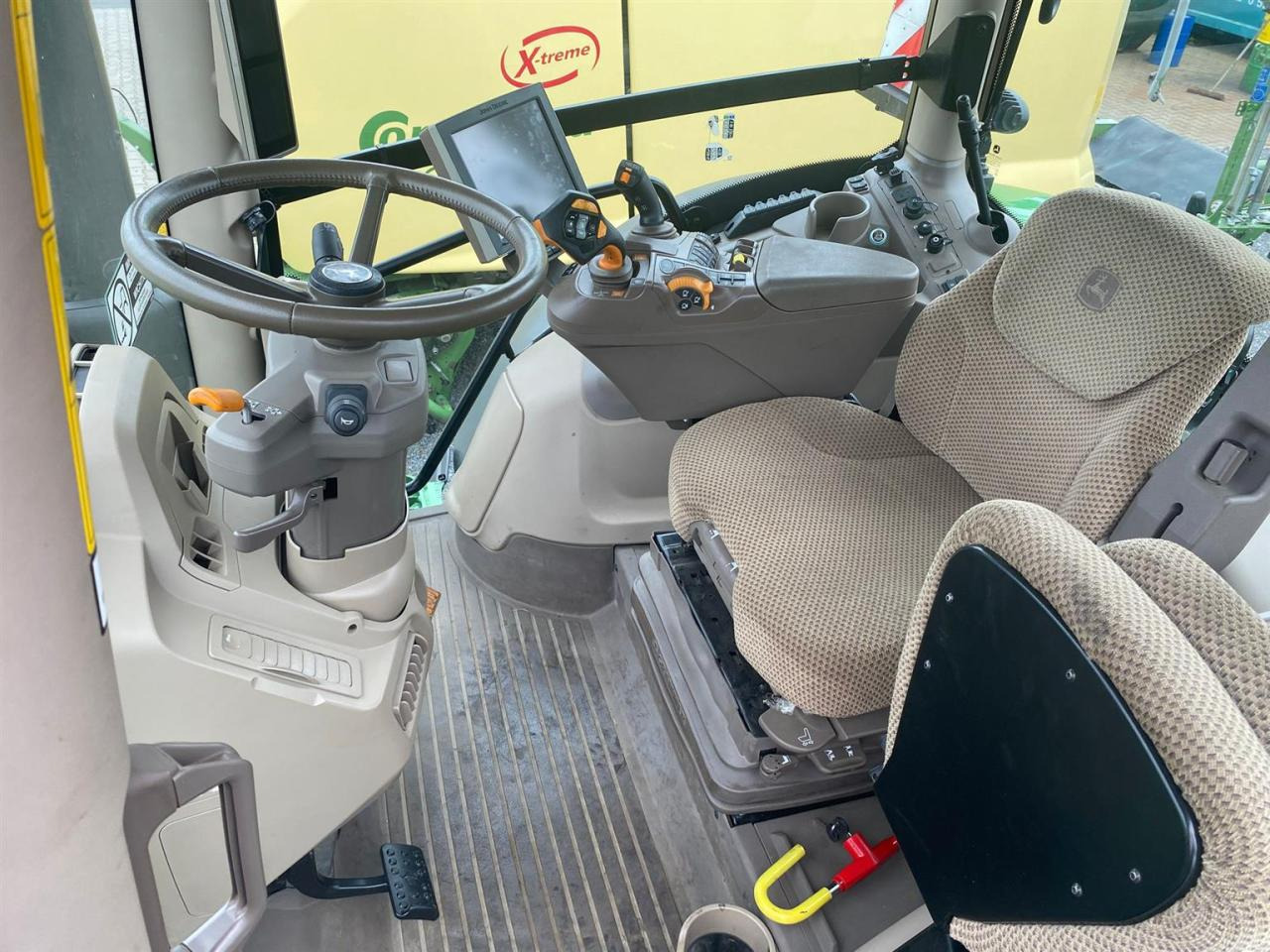 John Deere 6R 185 - Tracteur agricole: photos 5 John Deere 6R 185 - Tracteur agricole: photos 5