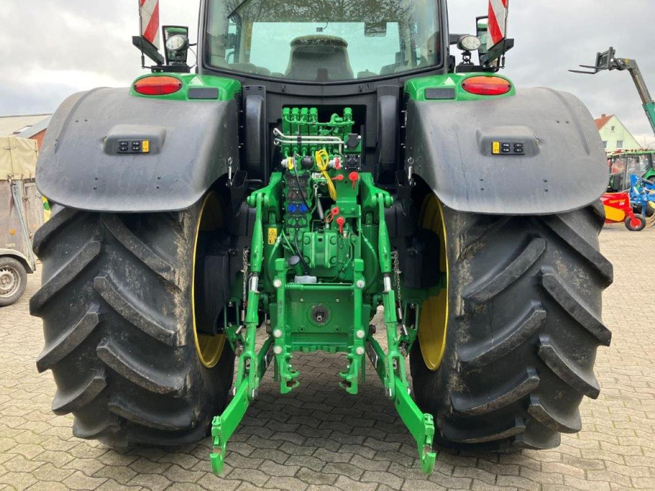 John Deere 6R 215 - Tracteur agricole: photos 5 John Deere 6R 215 - Tracteur agricole: photos 5