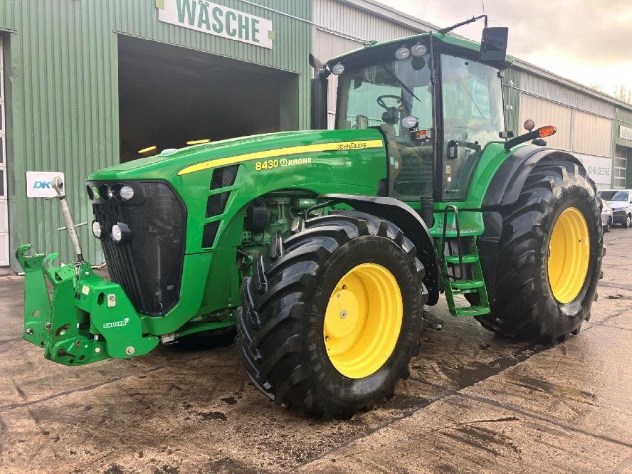 John Deere 8430 - Tracteur agricole: photos 1 John Deere 8430 - Tracteur agricole: photos 1