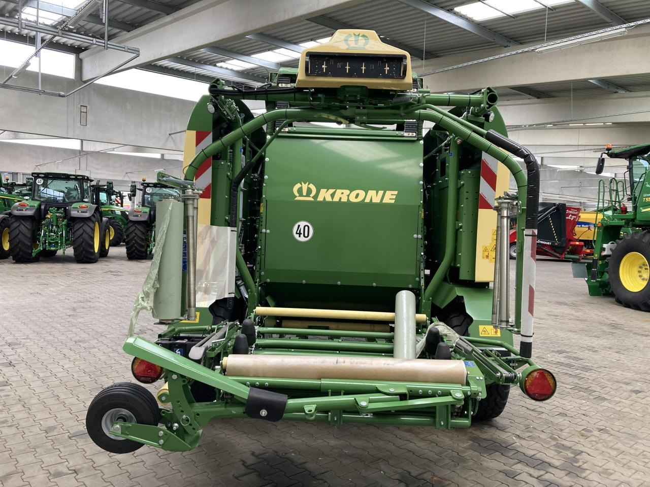 Krone CF 155 XC - Presse à balles rondes: photos 4 Krone CF 155 XC - Presse à balles rondes: photos 4