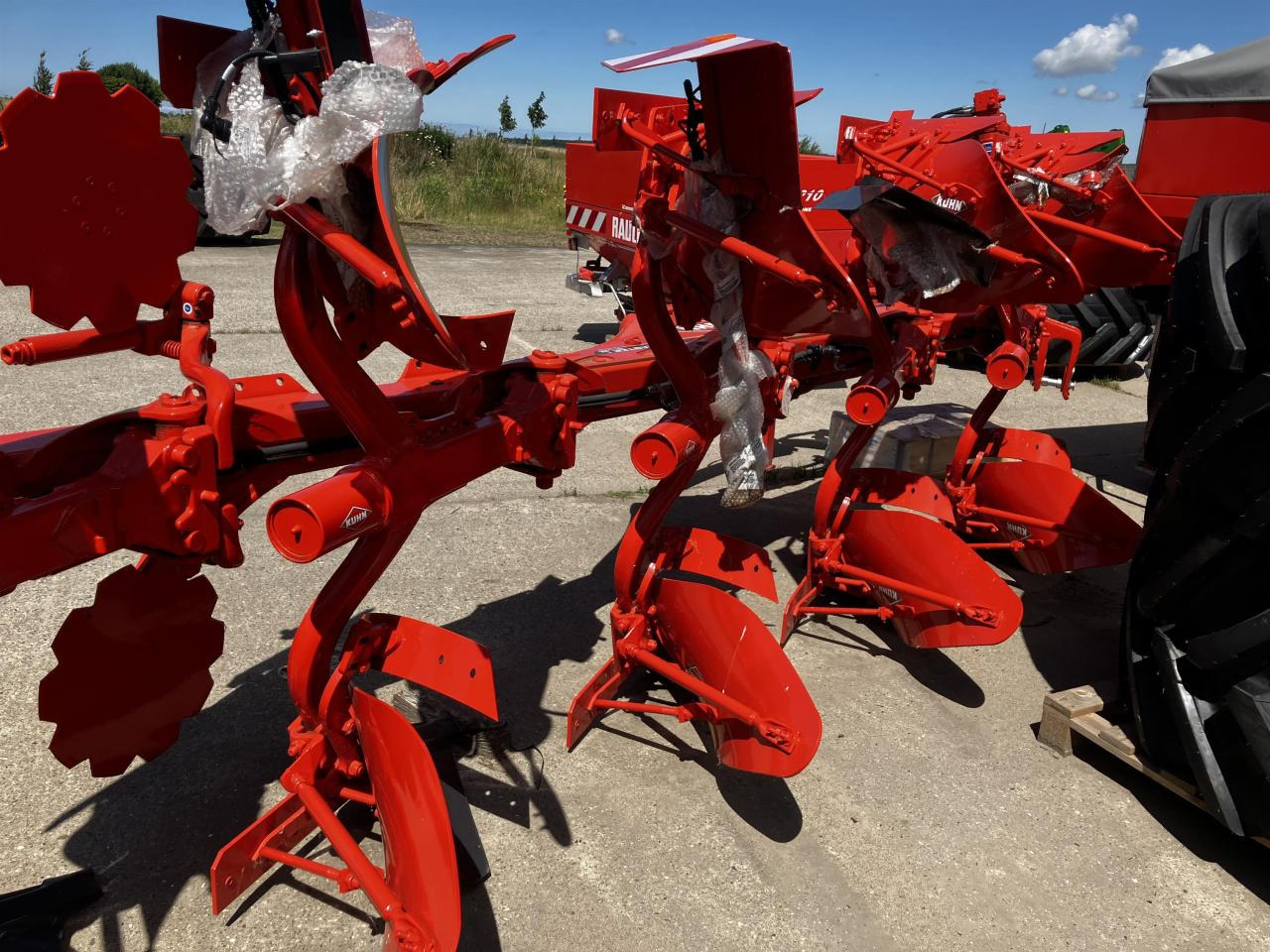 Kuhn Vari-Master L5E - Charrue: photos 2 Kuhn Vari-Master L5E - Charrue: photos 2