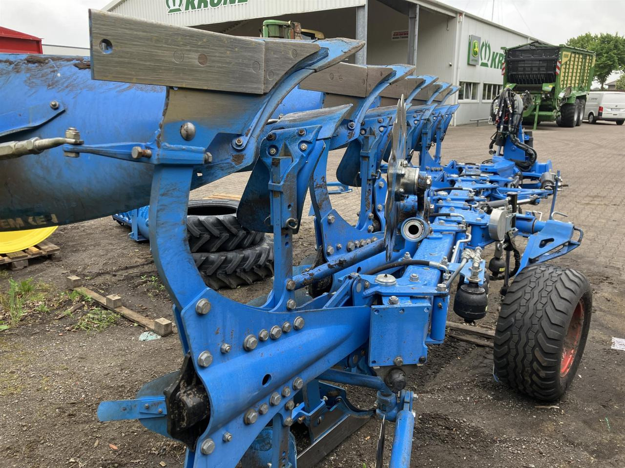 Lemken Juwel 8 M V OF U 5 L100 - Charrue: photos 3 Lemken Juwel 8 M V OF U 5 L100 - Charrue: photos 3