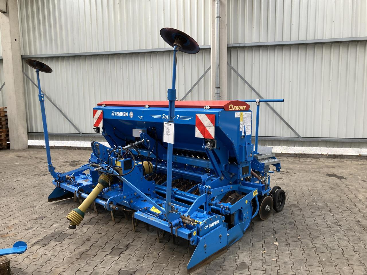 Lemken Saphir 7-300 DS 125 - Semoir: photos 1 Lemken Saphir 7-300 DS 125 - Semoir: photos 1